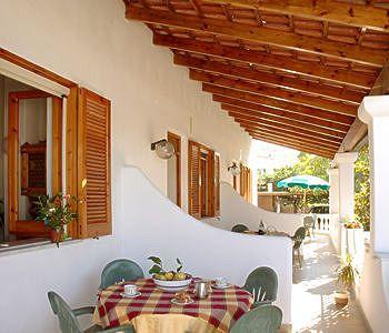 Aparthotel Tina 2*