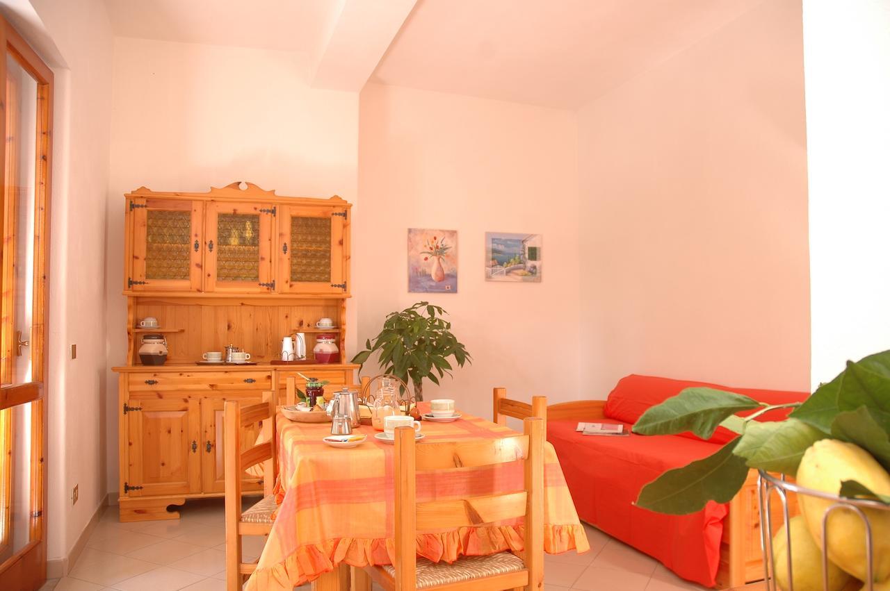 Aparthotel Tina